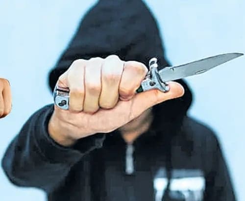 రాజధానిలో ఐదు హత్యలు - Udayam
