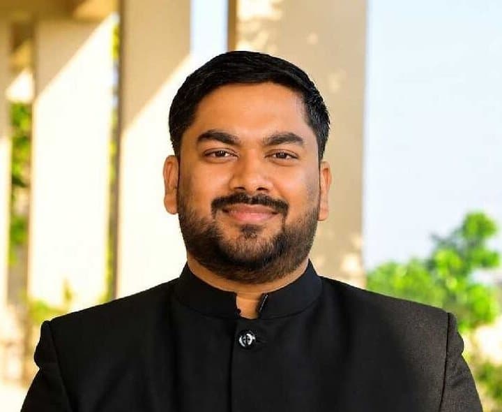 స్వాతంత్య్ర వేడుకలకు చిన్నారెడ్డి - Udayam