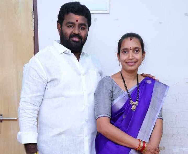 ఎన్నికల బరిలో భార్యాభర్తలు