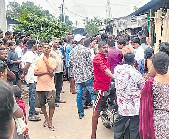 ఆరేళ్ల బాలికపై అఘాయిత్యం - Udayam