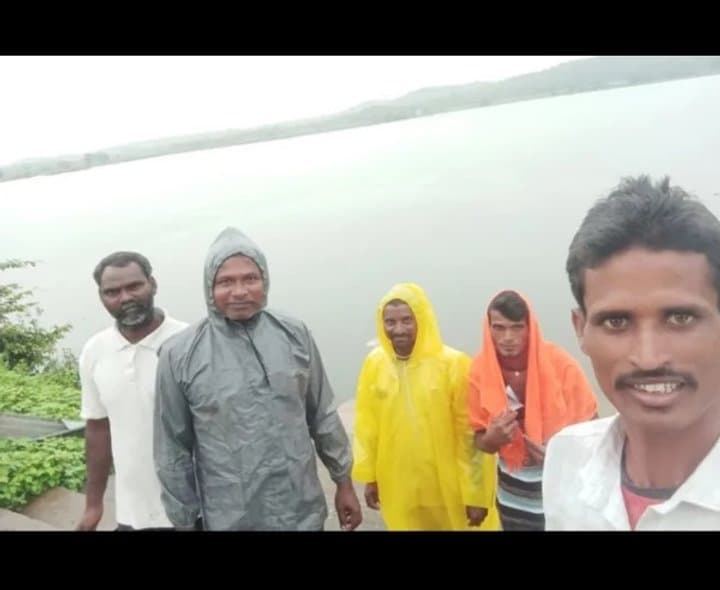 భారీ వర్షాలతో నిండిన తిర్మలాపూర్ చెరువు