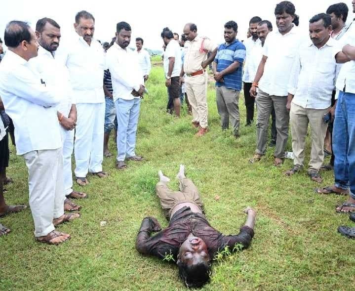 కొత్తపల్లిలో బాధిత కుటుంబానికి పరామర్శ - Udayam