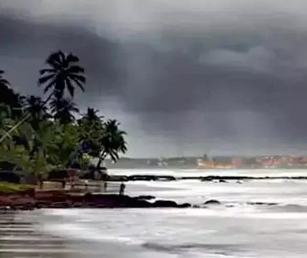 ఏపీలో నేడు తేలికపాటి వర్షాలు
