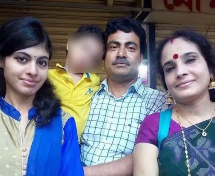 బంగ్లాదేశ్‌లో హిందూ కుటుంబం దారుణ హత్య