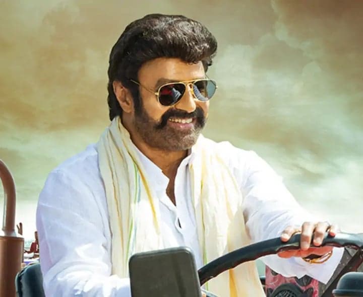 రోడ్డు విస్తరణకు బాలయ్య స్థలం