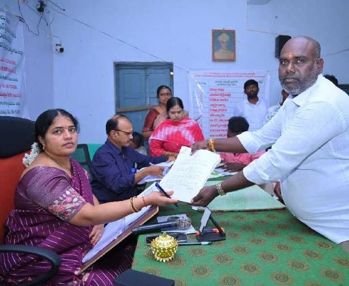జీడీ నెల్లూరులో 100 ఎంపీటీసీ నామినేషన్లు - Udayam