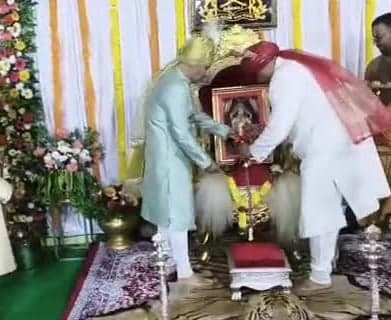 బొబ్బిలి కోటలో ఘనంగా ఆయుధపూజ - Udayam
