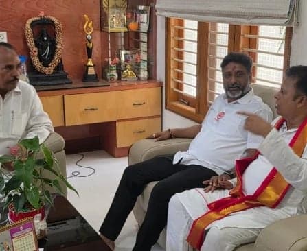 మున్సిపల్‌ ఎన్నికలపై దృష్టి సారించిన జనసేన - Udayam