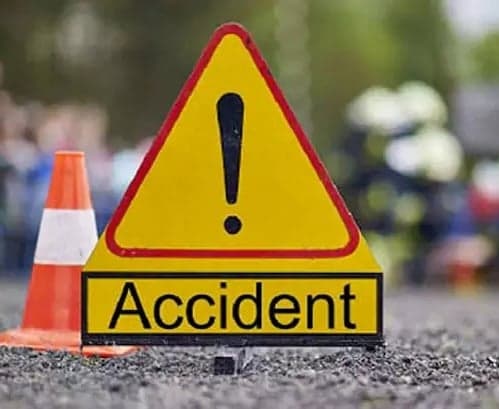 రోడ్డు ప్రమాదంలో మామ, అల్లుడు మృతి - Udayam
