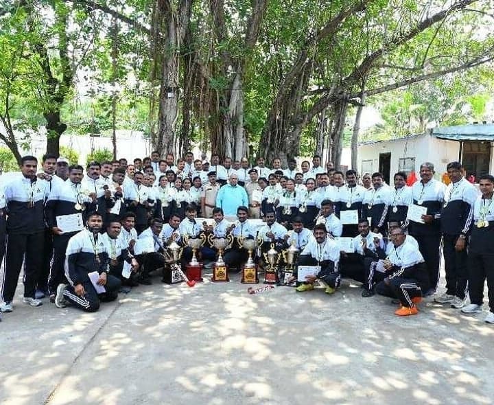 కర్నూలుకు ఛాంపియన్‌షిప్‌ కిరీటం - Udayam