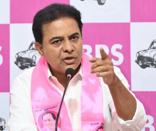 రామన్నపల్లిలో కేటీఆర్ సందడి: దత్తత గ్రామంలో అంబేద్కర్ విగ్రహావిష్కరణ - Udayam Digital