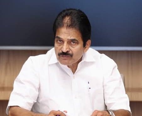 జ్ఞానేశ్ కుమార్ రాజీనామా చేస్తే 30 సెకన్లలో నిరసన విరమిస్తాం
