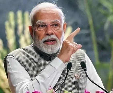 పాల ఉత్పత్తిలో భారత్ నంబర్ వన్: మోదీ