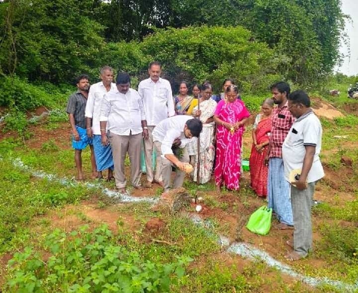 సబ్సిడిలతో ఫామ్ పాండ్‌లు నిర్మించుకోవాలి - Udayam