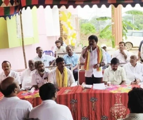 రూ. 2.30 కోట్లతో నిర్మించిన గిరిజన వసతిగృహం ప్రారంభం