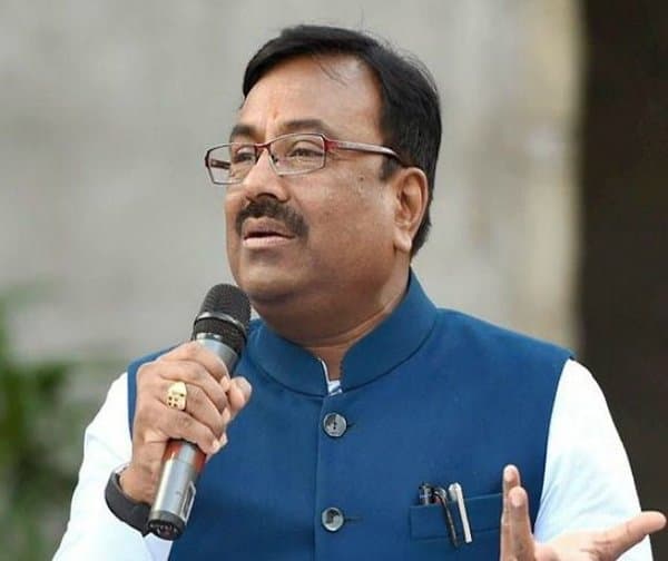 మహారాష్ట్రలో టెట్ పేపర్ ముద్రణపై వివాదం