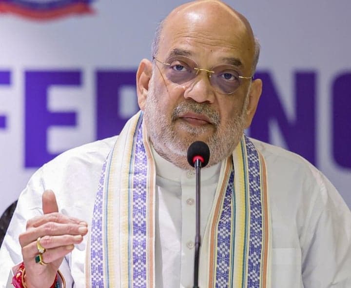 సొంత భాషను వదలకుండా ప్రపంచం నుంచి నేర్చుకోవాలి