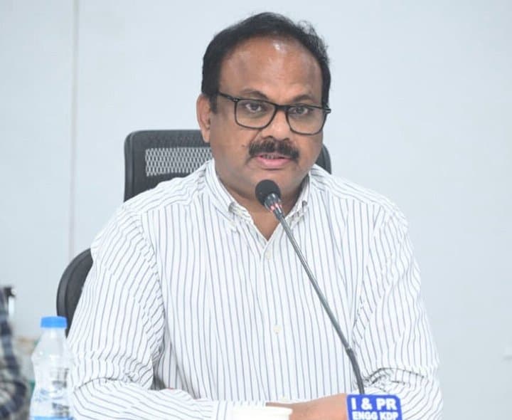 భూ వివాదంపై విచారణకు ఆదేశం