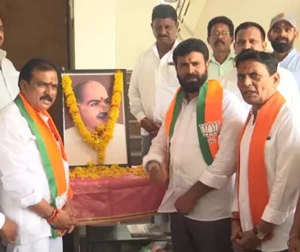 శ్యామ్ ప్రసాద్ ముఖర్జీకి ఎమ్మెల్యే నివాళి