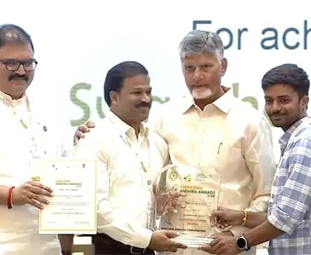 నెలలో ఒకరోజు స్వచ్ఛతకు కేటాయించండి: చంద్రబాబు - Udayam