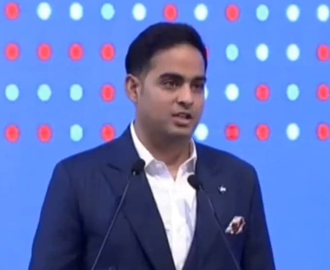 జియో ప్లాట్‌ఫామ్స్ షేర్లు 21% పైగా జంప్‌