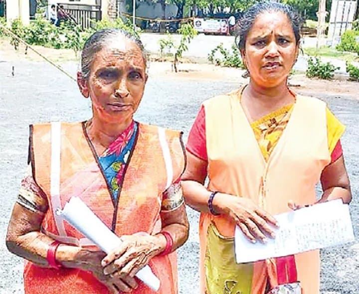 భర్త కిడ్నీ చికిత్స కోసం తీసుకున్న అప్పు తీర్చకపోతే ఇంటిపై ఆక్రమణ