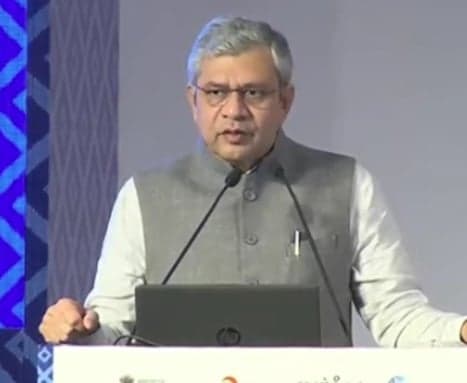 AI నియంత్రణకు త్వరలో మార్గదర్శకాలు 
