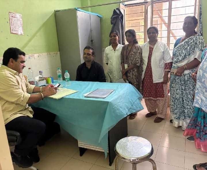 గంగారం ఆరోగ్య కేంద్రాల్లో తనిఖీ - Udayam