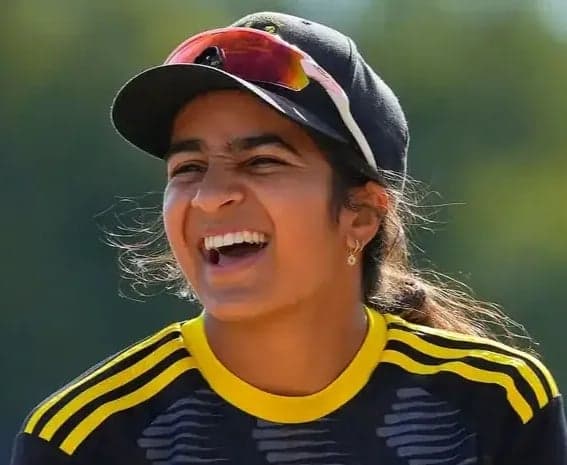 ఇంగ్లండ్‌ అండర్‌-19 జట్టులో ప్రార్థనా