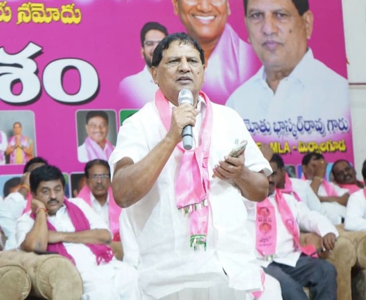 మిర్యాలగూడలో ఎమ్మెల్సీ ఎన్నికల సన్నాహక సమావేశం - gallery image 2