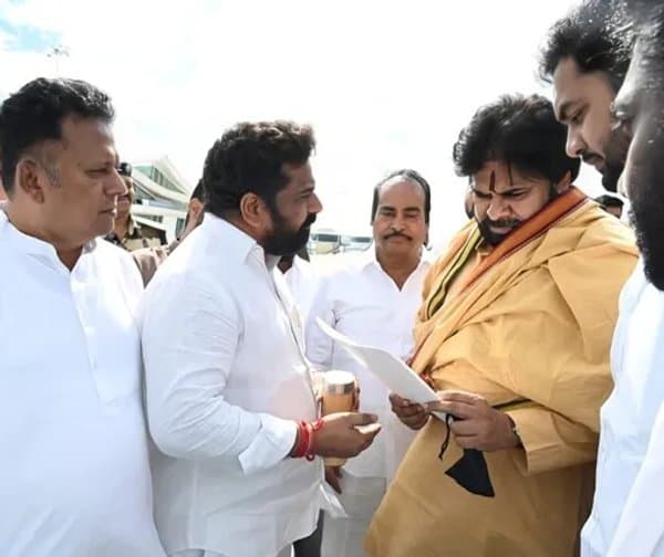ఎమ్మెల్యే పులివర్తి నానిపై పవన్ కళ్యాణ్‌కు ఫిర్యాదు