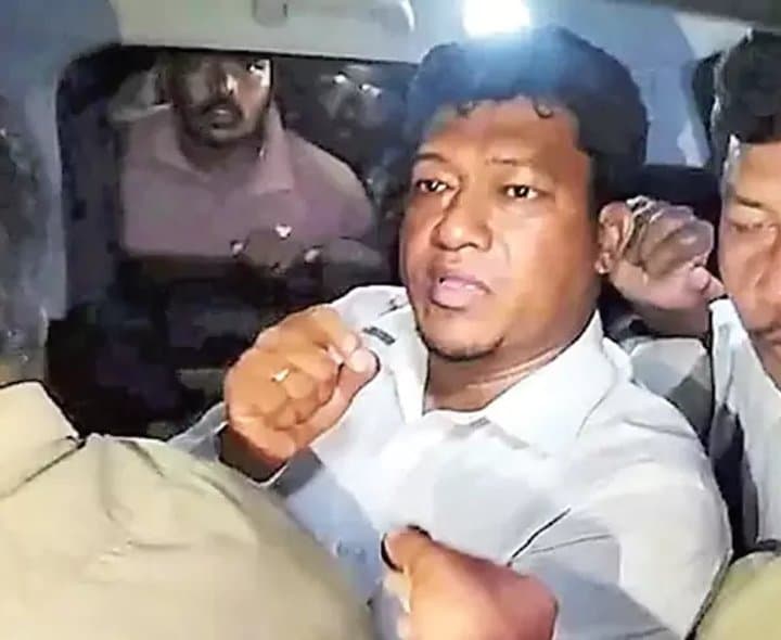 మాజీ మంత్రి అప్పలరాజుకు రిమాండ్