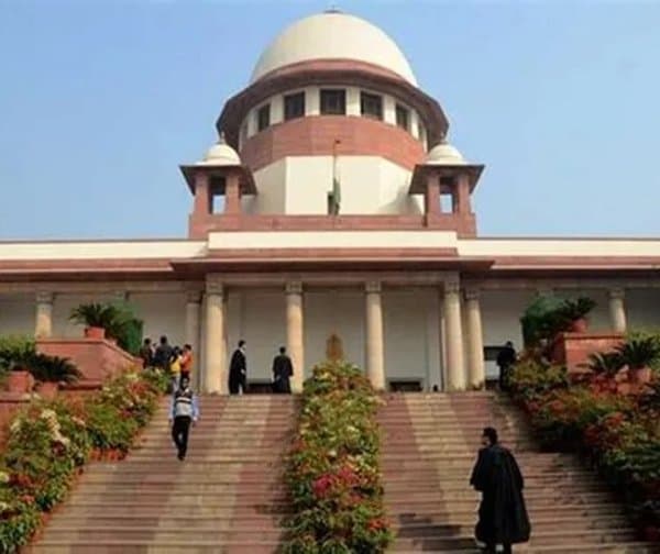 పౌరసత్వంపై సుప్రీం కీలక వ్యాఖ్యలు