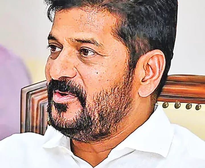 సుస్మిత వ్యాఖ్యలపై సీఎం ఆగ్రహం - Udayam