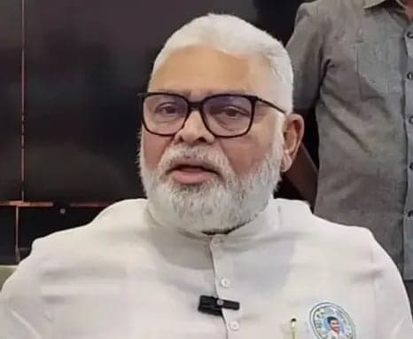 మాజీ మంత్రి అంబటికి ఈడీ నోటీసులు