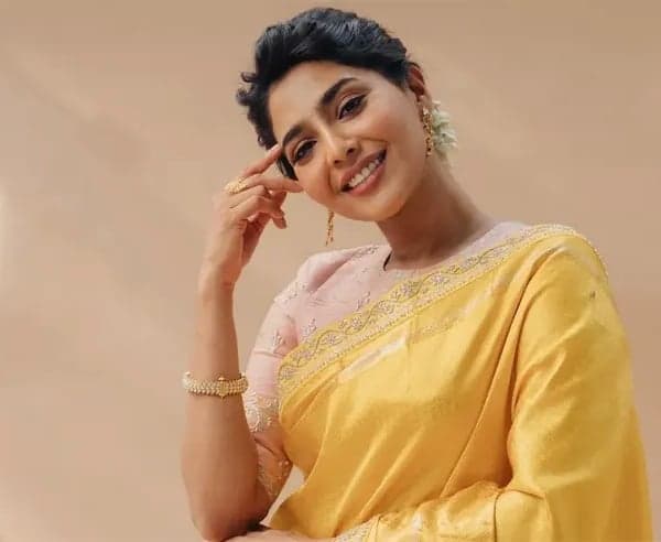 ఇన్‌స్టాలోకి రాకపోతే డబ్బు నష్టపోతావన్నారు
