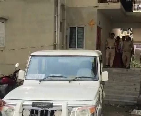 చిలకలూరిపేటలో అక్రమ మద్యం విక్రయాలు - Udayam