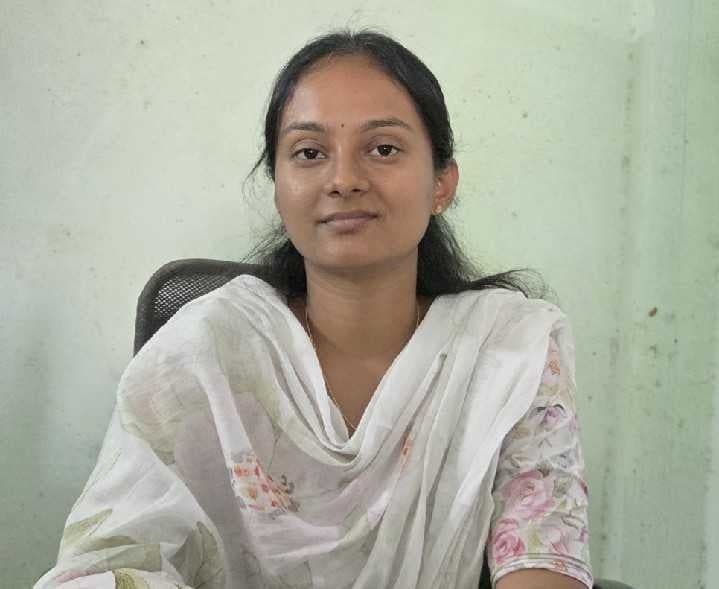 కుబీర్‌లో సబ్సిడీపై శనగ విత్తనాలు - Udayam