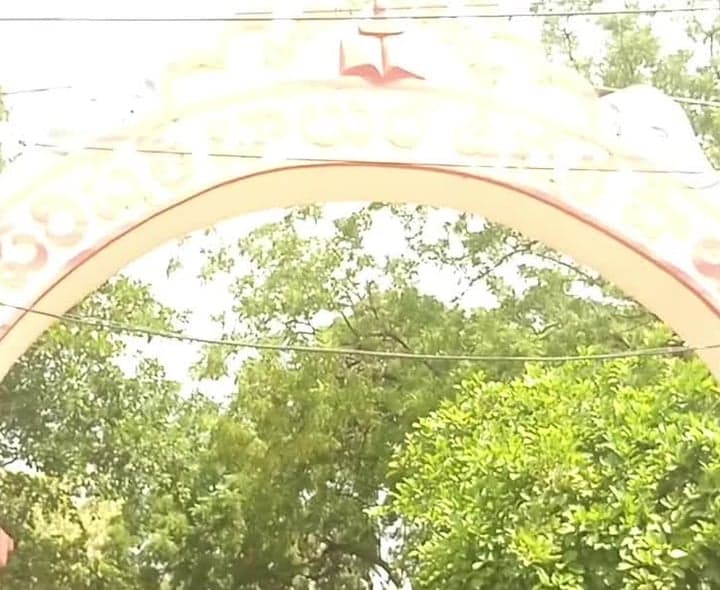 కందుకూరు హైస్కూల్‌ ముందు ఓపెన్‌ డ్రైనేజీ - Udayam