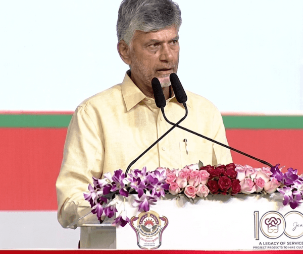 వందేళ్ల ఏయూ ప్రస్థానం: విజ్ఞానానికి చిరునామాగా ఆంధ్ర విశ్వవిద్యాలయం - Udayam Digital