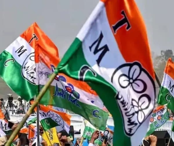 టీఎంసీలో భారీ తిరుగుబాటు: 20 మంది ఎంపీలు వీడే అవకాశం