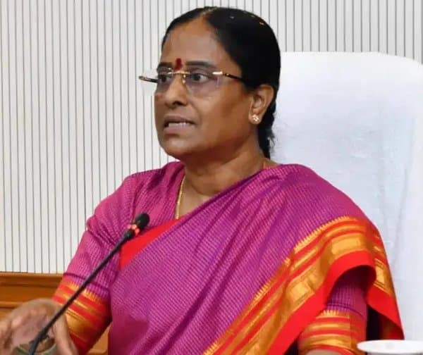 దేవాదాయ శాఖలో కీలక నిర్ణయాలు: 26 మంది ఈవోలకు పదోన్నతులు - Udayam Digital