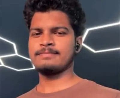 లారీ ఢీకొని సాఫ్ట్‌వేర్ మృతి - Udayam