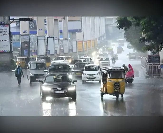 హైదరాబాద్‌ని పలకరించిన వర్షం