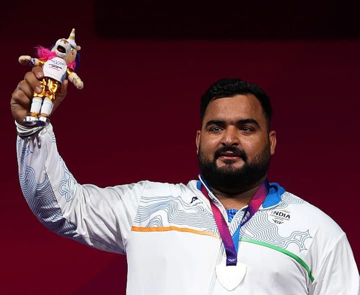 వెయిట్ లిఫ్టింగ్‌లో లవ్‌ప్రీత్ సింగ్‌కు రజతం