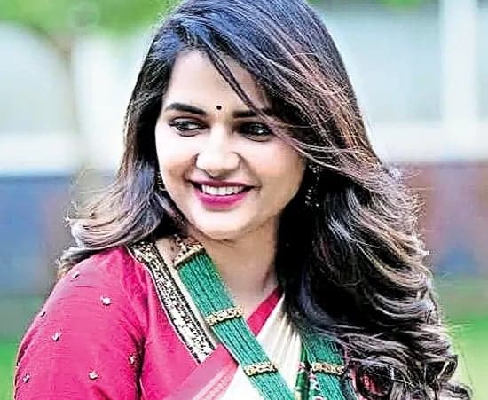 జైలులో నైజీరియన్‌ మహిళల వేధింపులు - Udayam