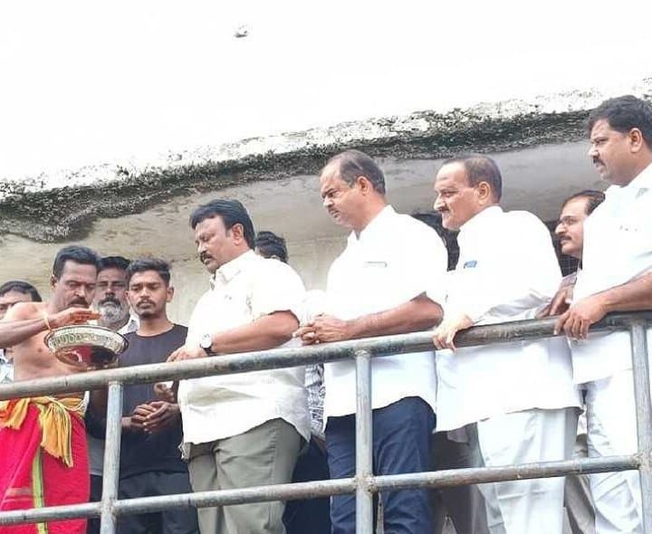 నాగటూరులో సాగునీటి విడుదల ప్రారంభం