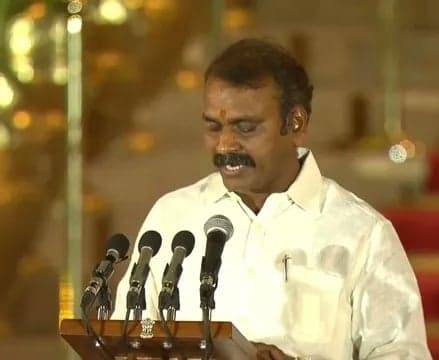 కేంద్రమంత్రి పదవికి ఎల్. మురుగన్ రాజీనామా