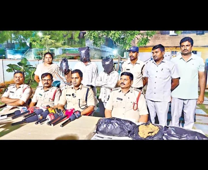 నేరాల బాటలో యువత