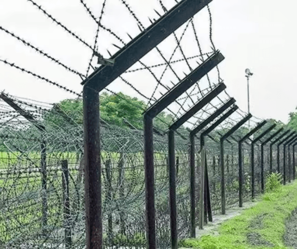 బంగ్లా సరిహద్దుల్లో కంచె: బీఎస్‌ఎఫ్‌కు భూమి కేటాయింపు